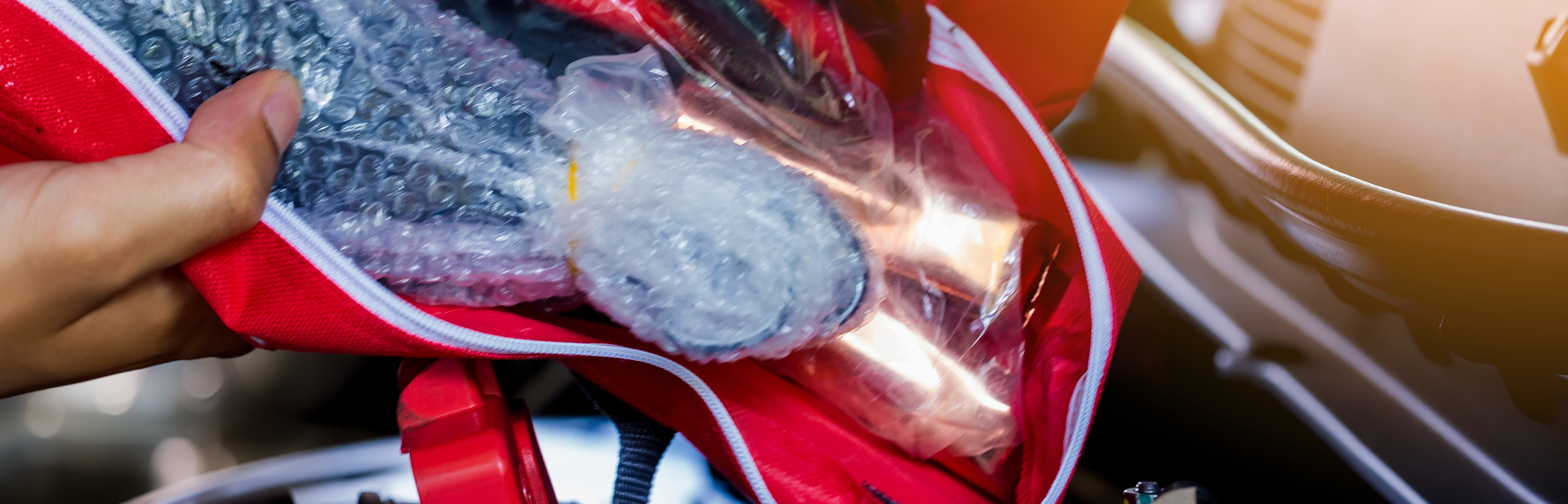 1609 L Must Haves 3360X1080